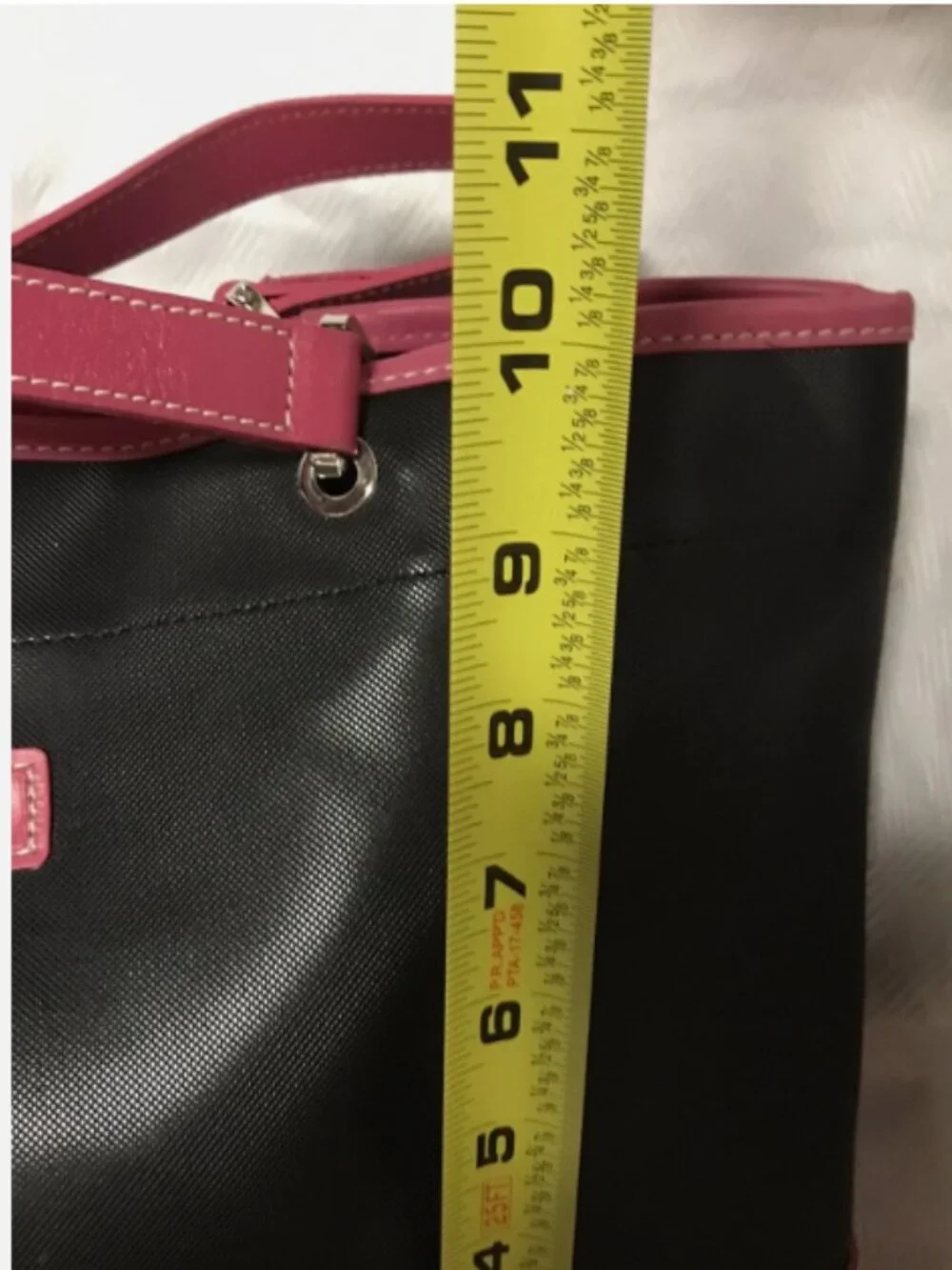 LONGCHAMP BLACK VINYL SHOULDER BAG